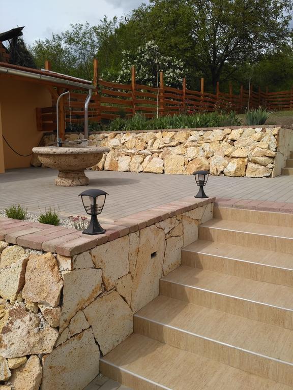 Paradise Apartmanhaz Έγκερ Εξωτερικό φωτογραφία